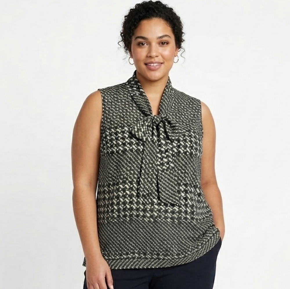 NWT Who What Wear Houndstooth Tie-Neck Blouse